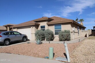 Building Photo - 12928 Hueco Pit Dr