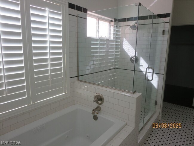 Building Photo - 499 Holly Hunt St