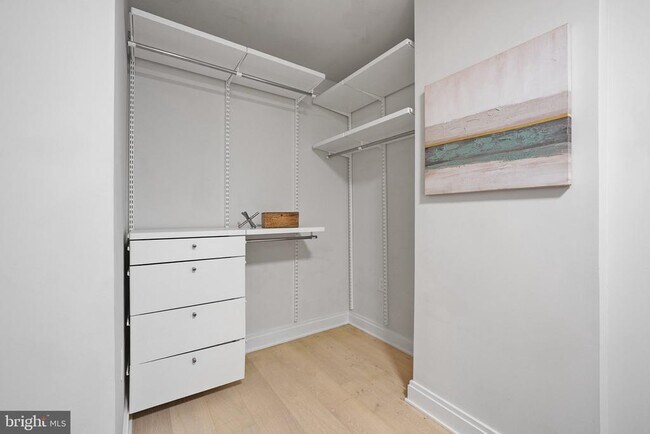Building Photo - 1427 Rhode Island Ave NW