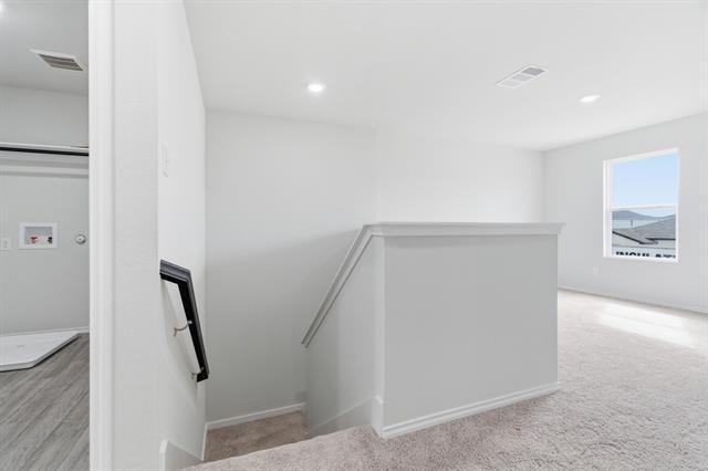 Building Photo - 805 Bluffview Dr