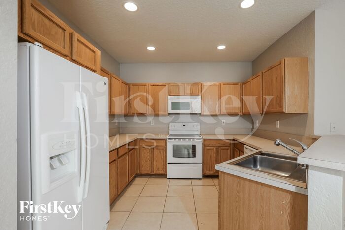 Building Photo - 13916 SW 278th Ln