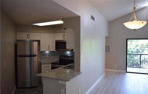 Building Photo - 3950 Atrium Dr