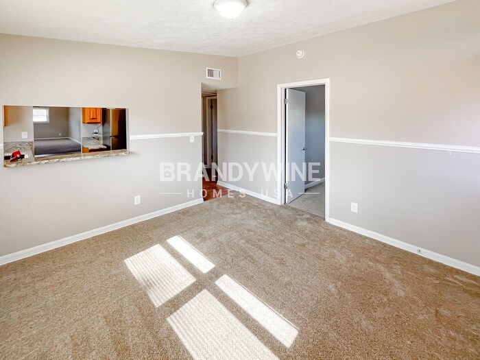 Building Photo - 7671 Vale Dr