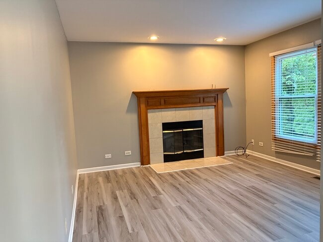 Building Photo - 5431 Ebony Ct