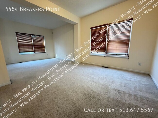 Building Photo - 4454 Breakers Point