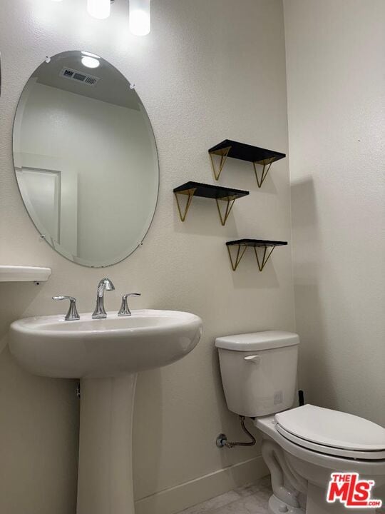 Building Photo - 23212 W Canterbury Way