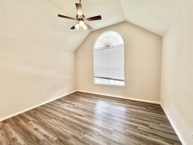 Building Photo - 20507 Chapel Glen Ct