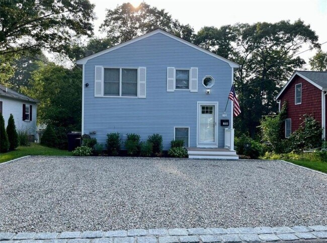 Building Photo - 110 Winsor Ave