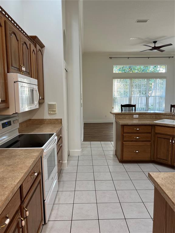 Building Photo - 415 Royal St