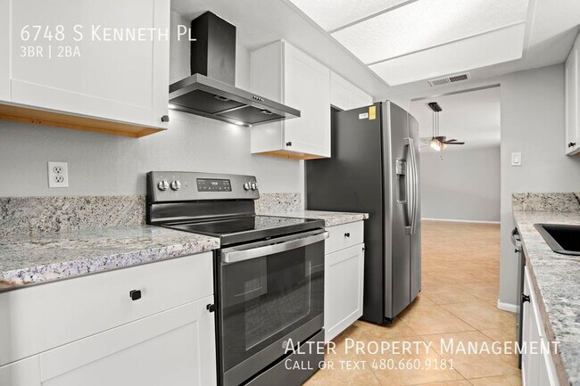 Building Photo - 6748 S Kenneth Pl