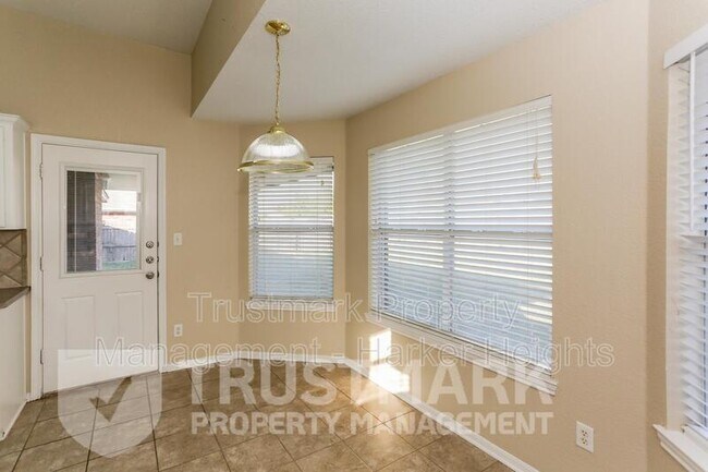 Building Photo - 4300 Capri Dr