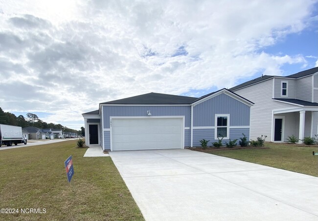 Building Photo - 1063 Tripletail Dr