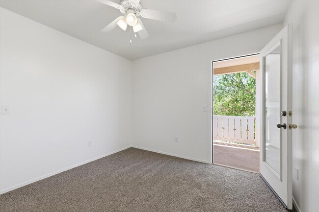 Building Photo - 13448 W Berridge Ln