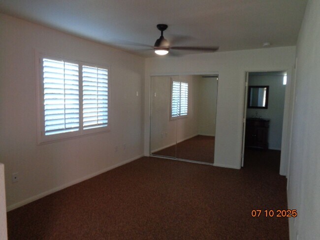 Building Photo - Charming Quartz Hill Guest House