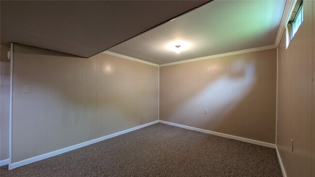 Building Photo - 3220 Highgate Ln