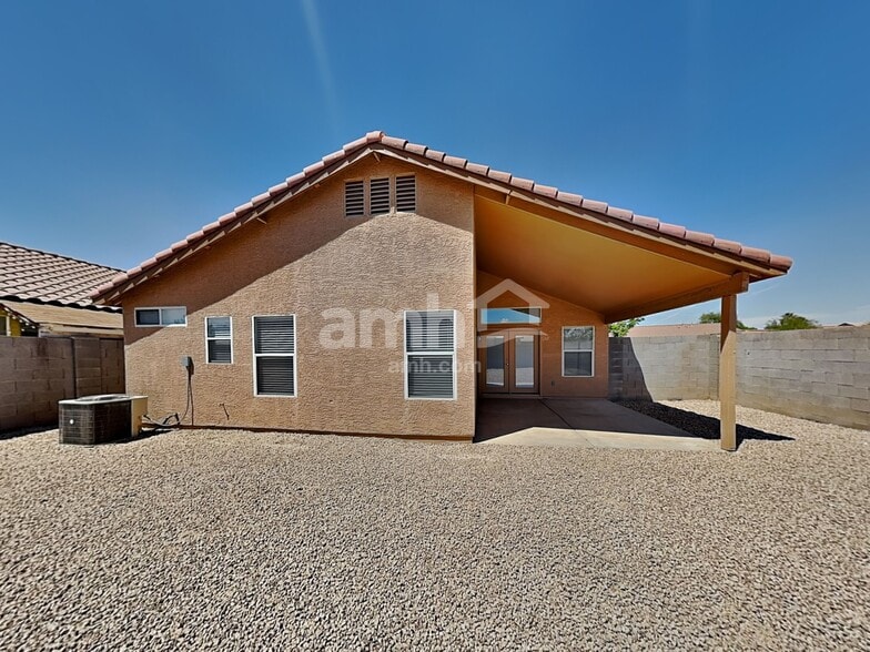 Building Photo - 5239 N 104th Dr