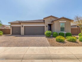 Building Photo - 637 S Lamar Pl