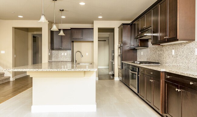 Building Photo - 5bd/3ba, 3969 sq ft Home in Gated Community in Vista!