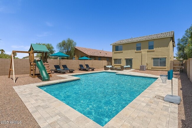 Building Photo - 40402 W Hayden Dr