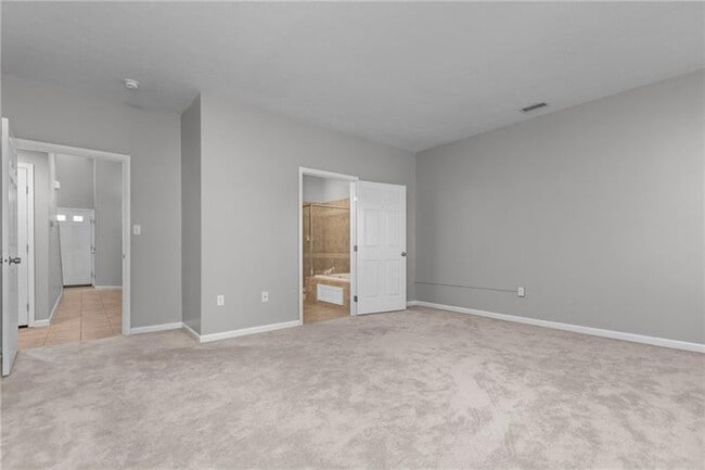 Building Photo - 302 Laurel court