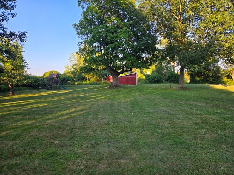 Building Photo - 1646 Boies Rd