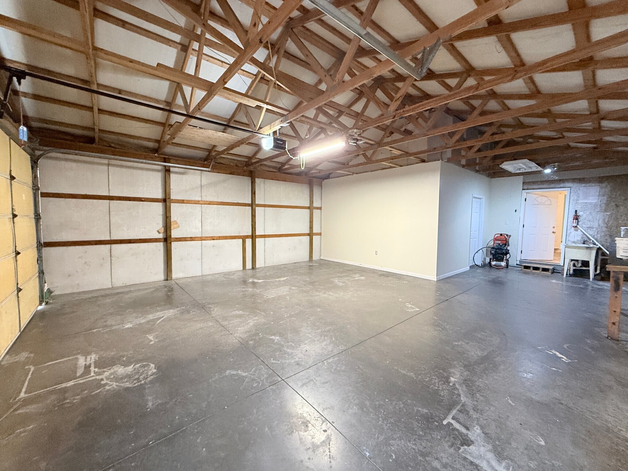 Building Photo - 1029 Thomas V Bryant Dr