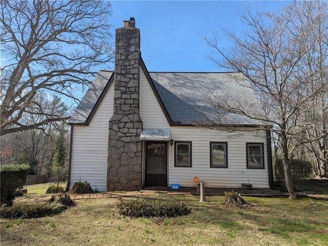 Building Photo - 2601 Semmes St