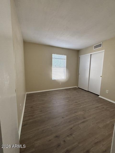 Building Photo - 4455 W Yorkshire Dr