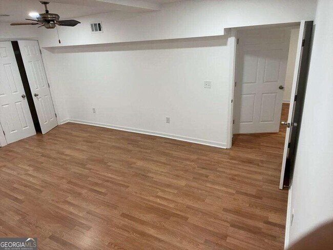 Building Photo - 3246 Mar Lanta Dr