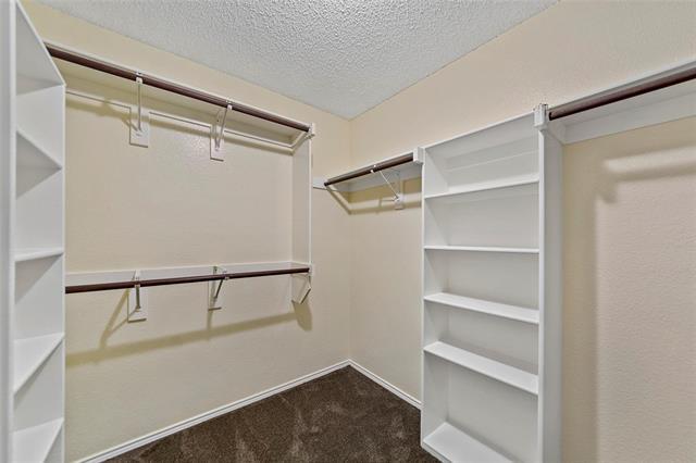 Building Photo - 1002 Manassas Dr