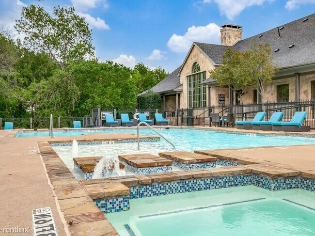 Building Photo - 1 br, 1 bath Condo - 2701 N Grapevine Mill...