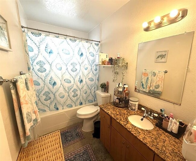 Building Photo - 1441 Miami Rd