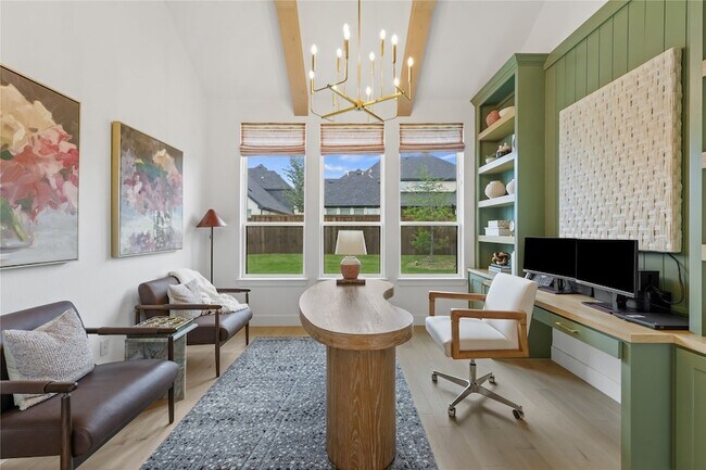 Building Photo - 2550 Whitewood Dr