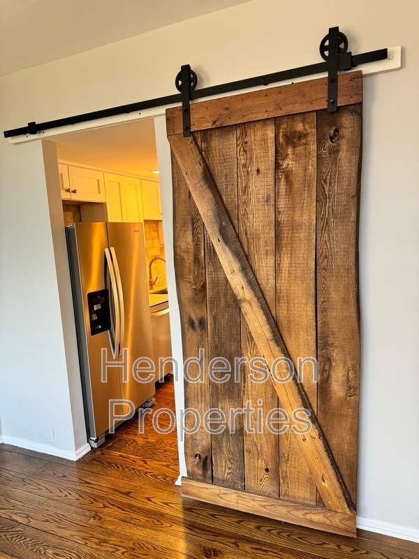 Building Photo - 501 Fenton Pl