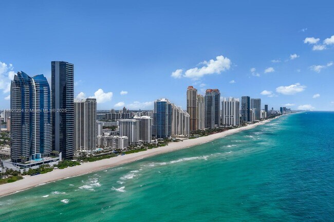 Building Photo - 17141 Collins Ave