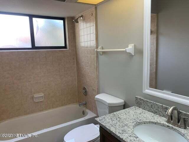 Building Photo - 7404 Amandas Crossing Dr N