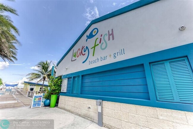 Building Photo - 2601 Bay Dr