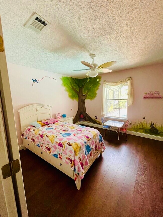 bedroom2 - 732 Denise Dr