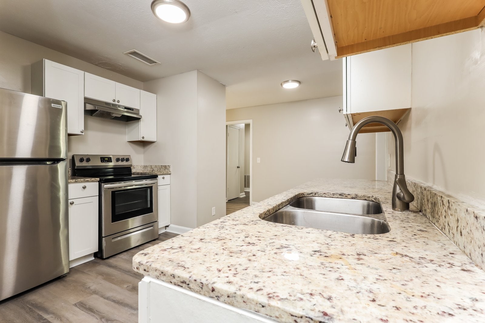 Building Photo - 721 Talley Ave