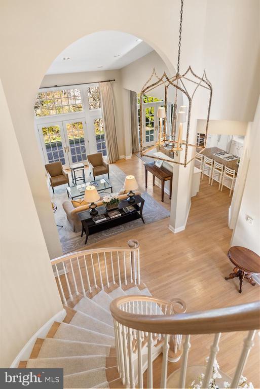 Building Photo - 7440 Old Maple Square