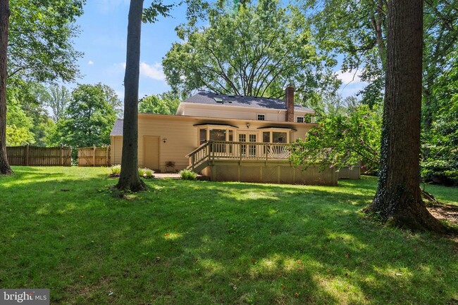Building Photo - 6506 Bellamine Ct
