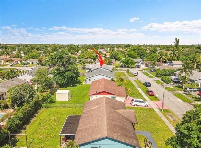 Building Photo - 8350 NW 46th St