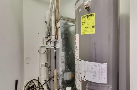 In-Unit Utility Room - 2135 S Fairfield Ave