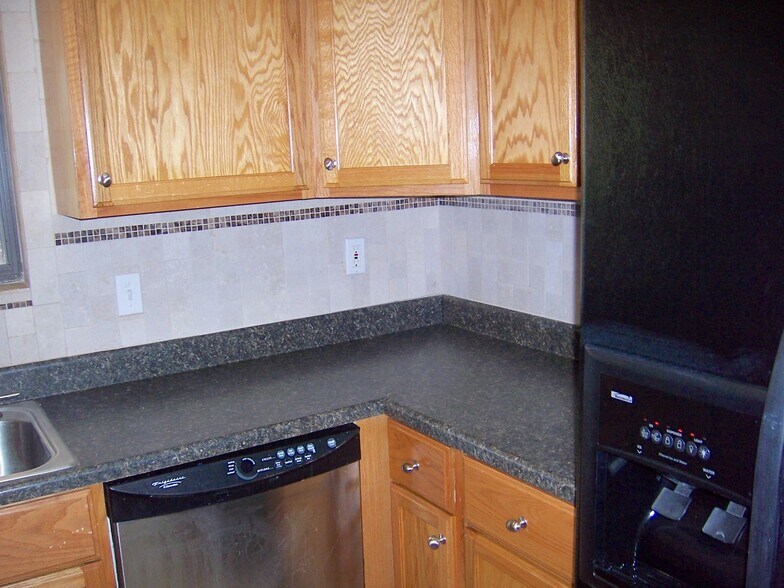 Building Photo - 25 Amato Dr