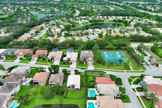 Building Photo - 4166 Wellington Shores Dr