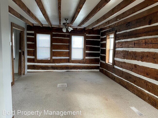 Building Photo - 3 br, 1.5 bath House - 76 Host Church Rd.