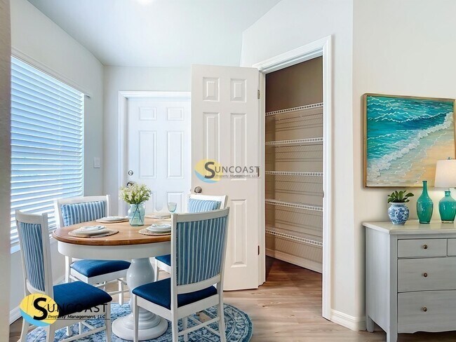 Building Photo - 2012 Dorion St