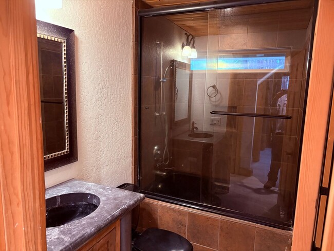 Building Photo - 1584 Sitka Cir