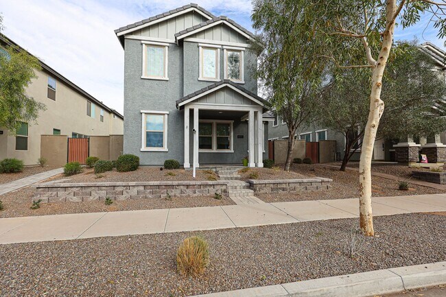Building Photo - Move In Ready!stunning 3 bedroom, 2.5 bathroom home located in Phoenix!
