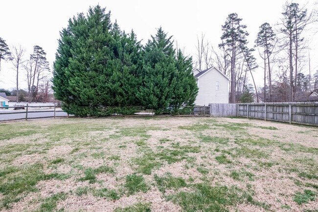 Building Photo - 4424 Craven Hill Dr